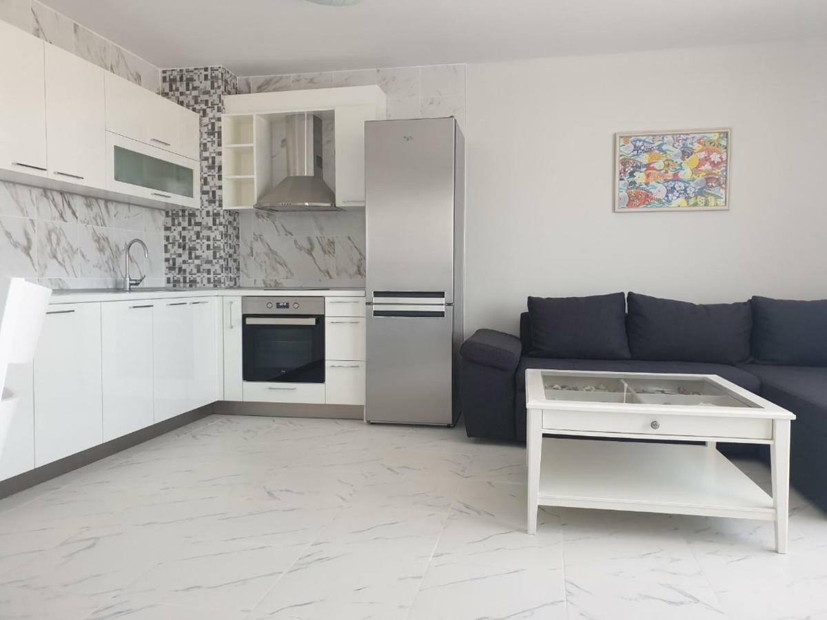 Hiora Apartments Vasiliko Tsarevo Eksteriør billede