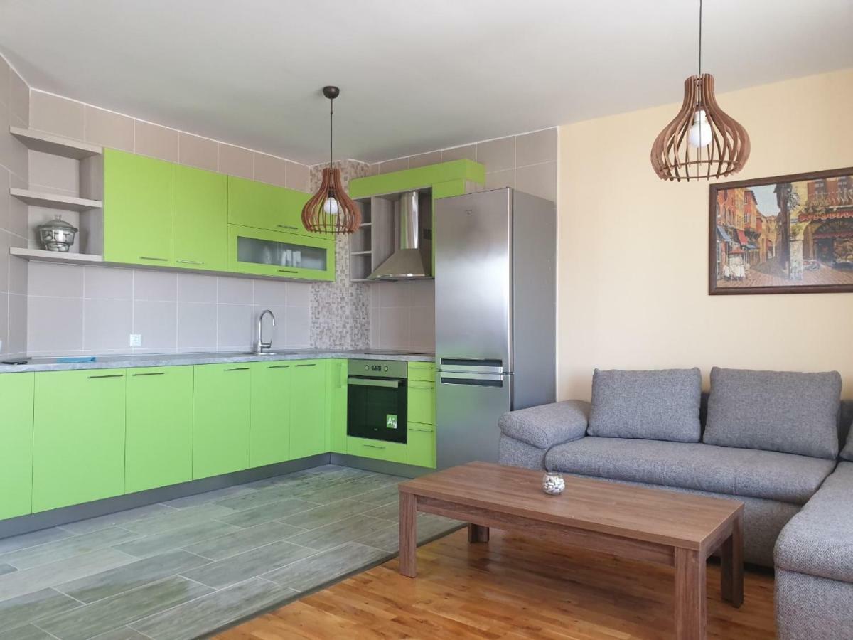 Hiora Apartments Vasiliko Tsarevo Eksteriør billede