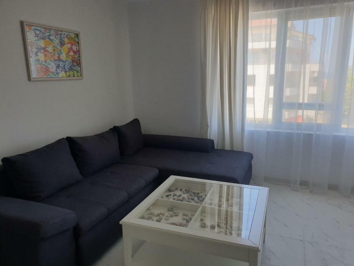 Hiora Apartments Vasiliko Tsarevo Eksteriør billede