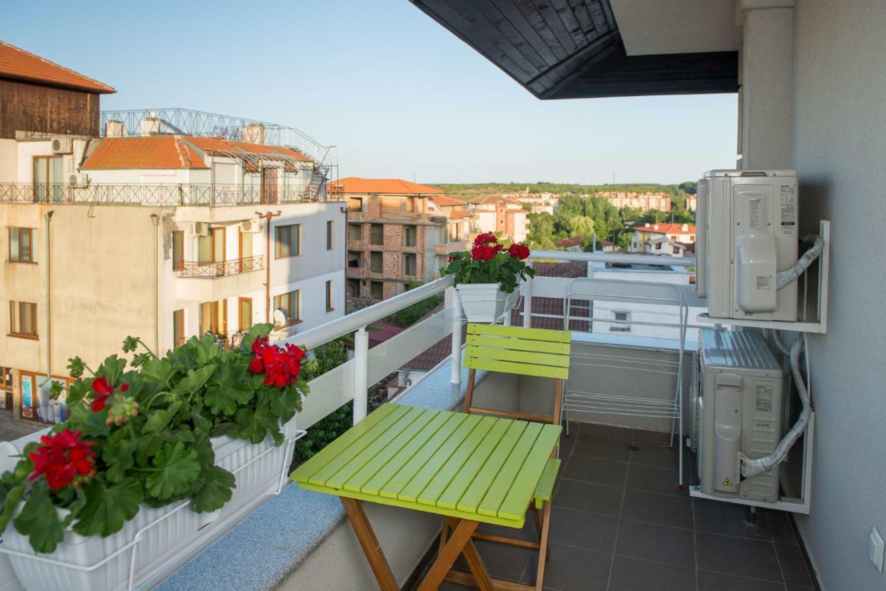 Hiora Apartments Vasiliko Tsarevo Eksteriør billede