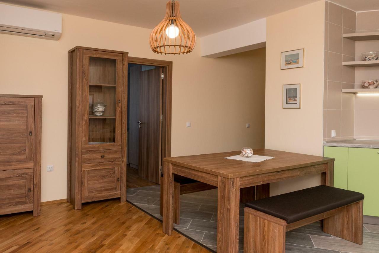 Hiora Apartments Vasiliko Tsarevo Eksteriør billede