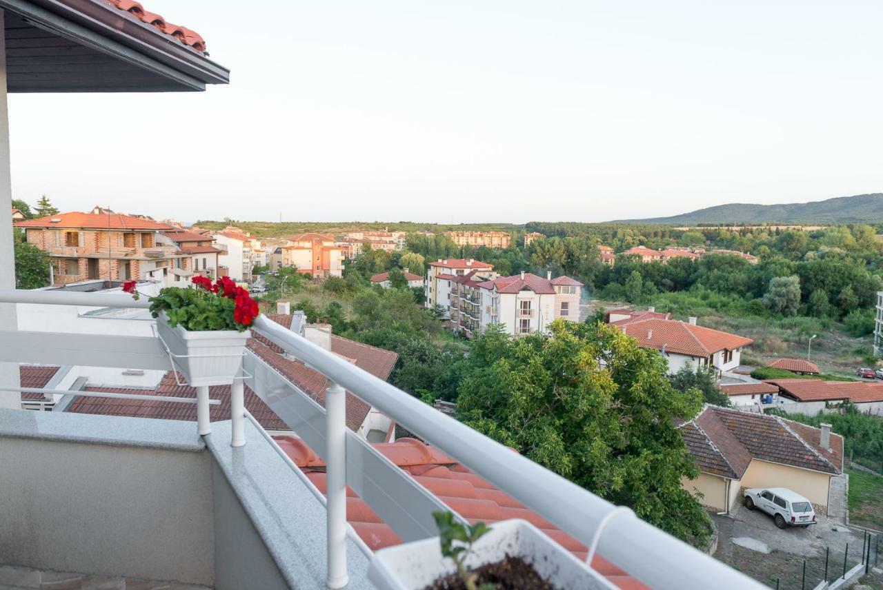 Hiora Apartments Vasiliko Tsarevo Eksteriør billede