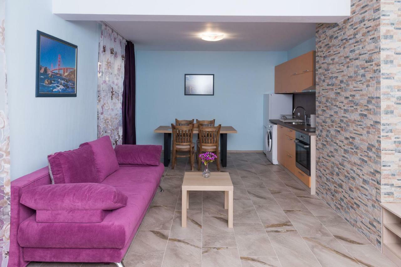 Hiora Apartments Vasiliko Tsarevo Eksteriør billede